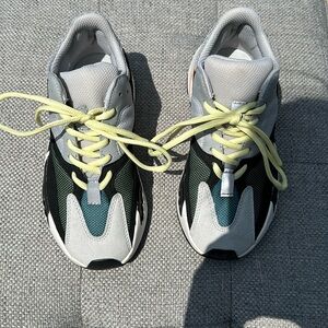 Yeezy Boost 700 'Wave Runner'